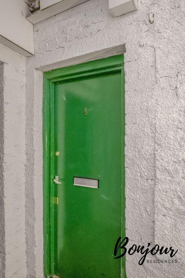 Cosy Grassmarket 2Br-1Ba - Newly Decorated! By Bonjour Residences Edinburgh Edimburgo Exterior foto