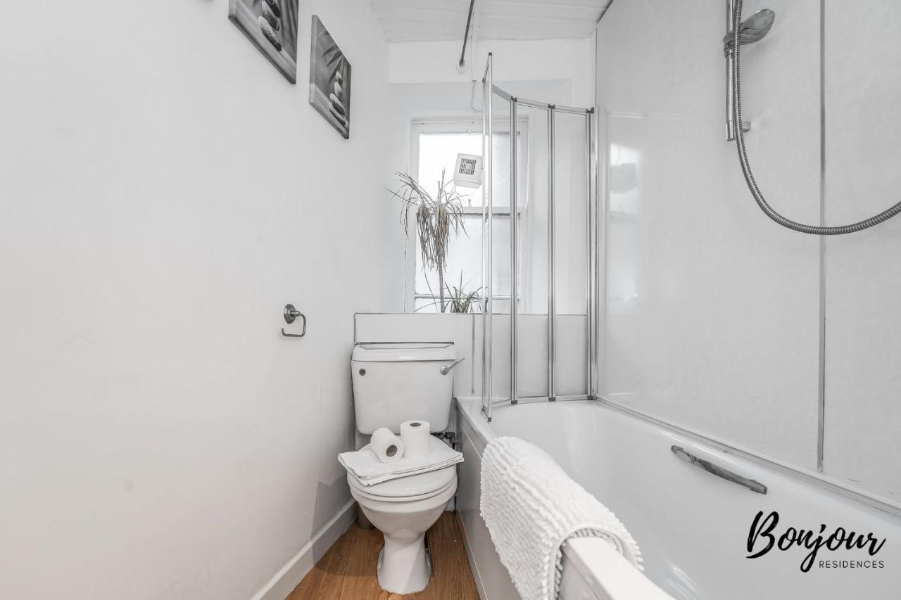 Cosy Grassmarket 2Br-1Ba - Newly Decorated! By Bonjour Residences Edinburgh Edimburgo Exterior foto